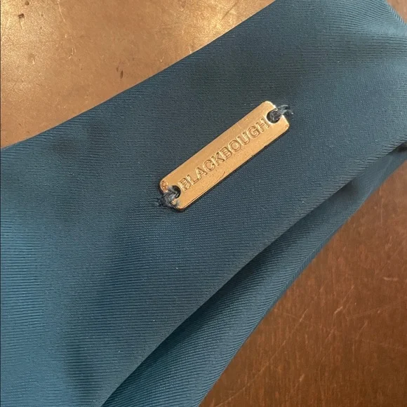 Blackbough Bikini - Picture 4 of 8